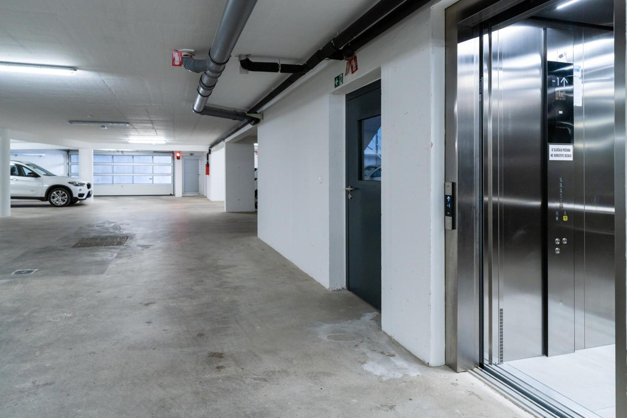 Tres Fenestras Zadar - Private Parking Apartment Ngoại thất bức ảnh