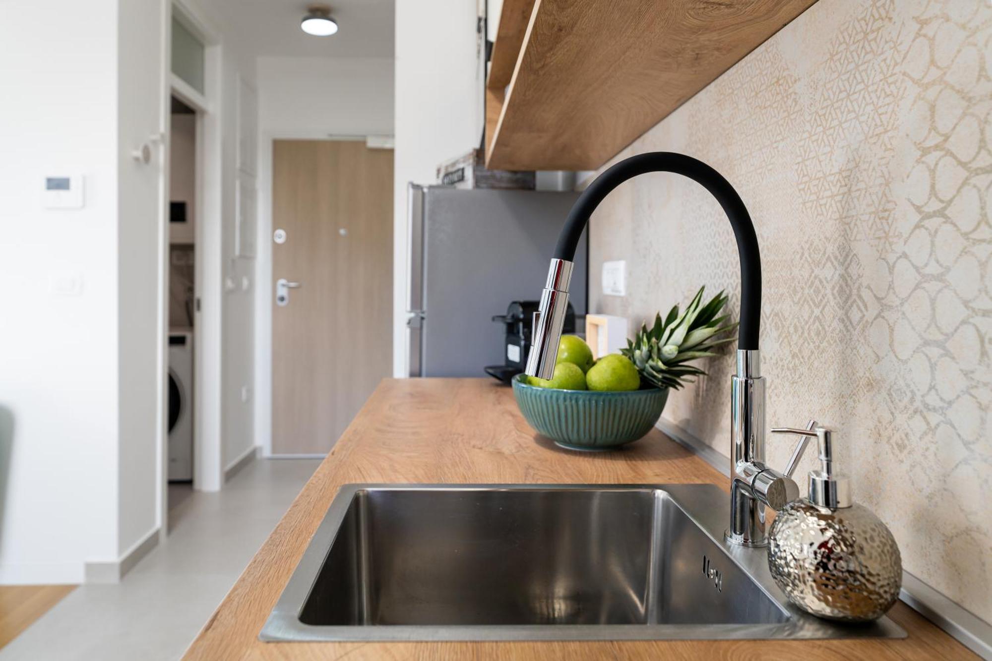 Tres Fenestras Zadar - Private Parking Apartment Ngoại thất bức ảnh