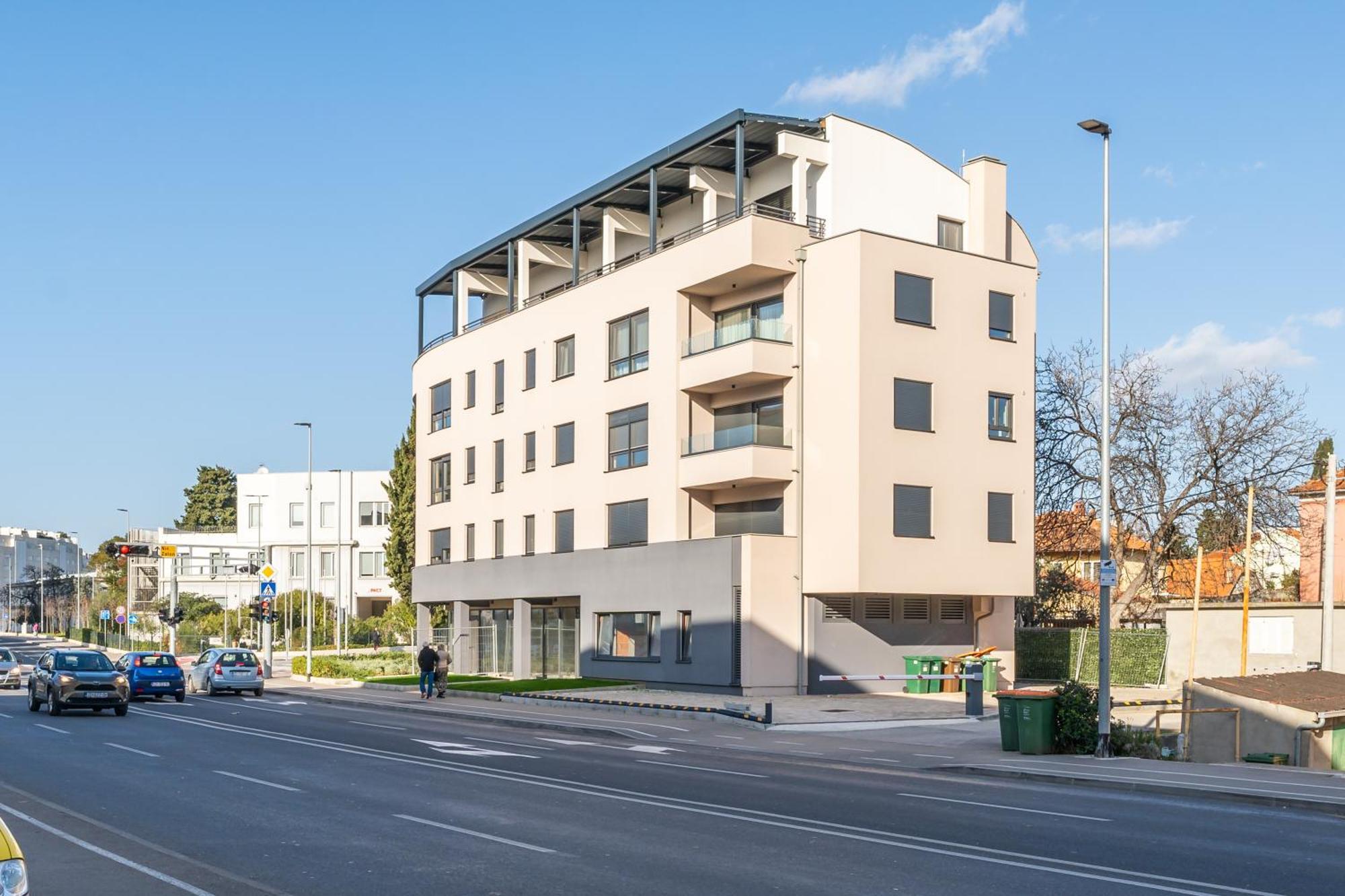 Tres Fenestras Zadar - Private Parking Apartment Ngoại thất bức ảnh